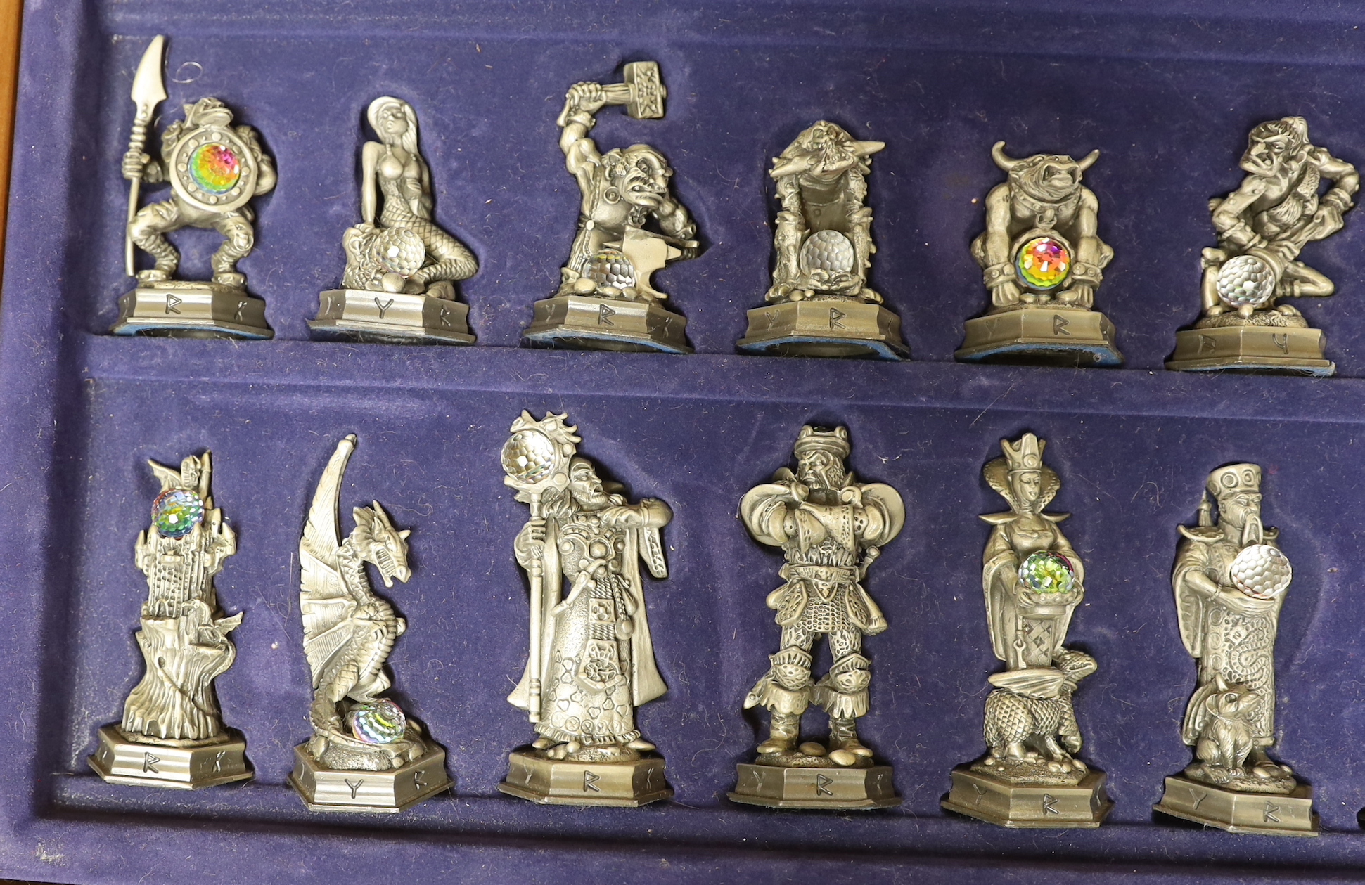 The Fantasy of the Crystal chess set and board with booklet and certificate of authenticity numbered 0598, the largest piece 8.5cm high